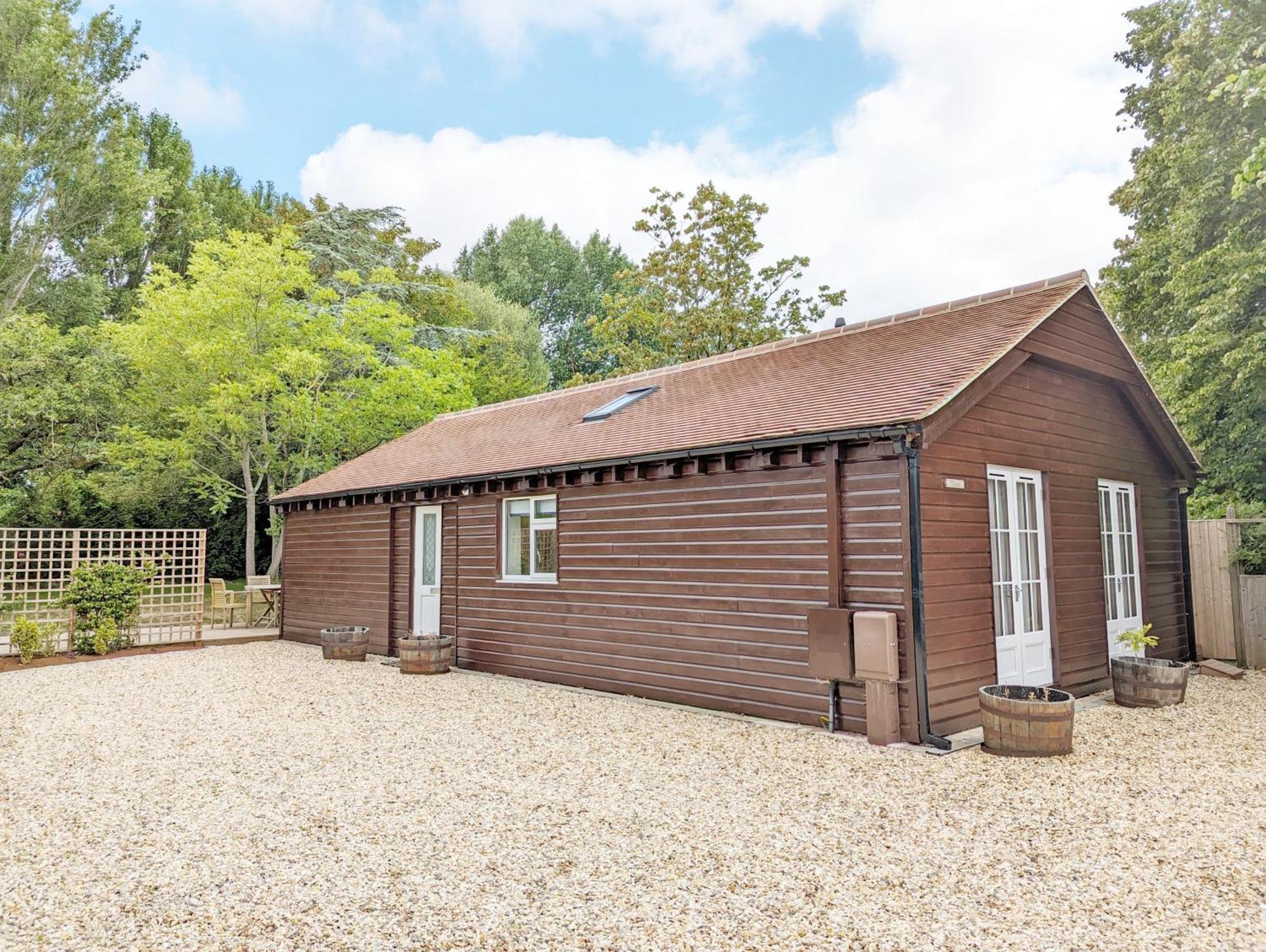 Millside, Holiday home *